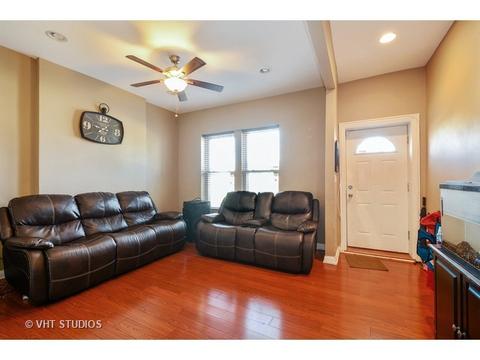 539 E 68th St, Chicago, IL 60637 photo 3