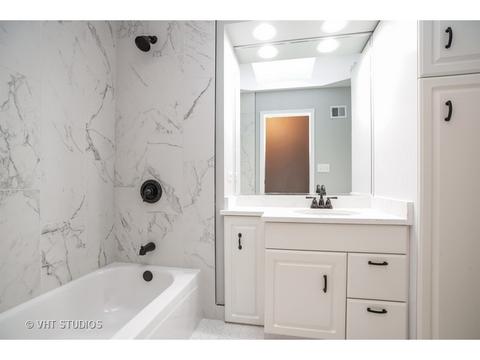 429 S Rush St, Itasca, IL 60143 photo 14