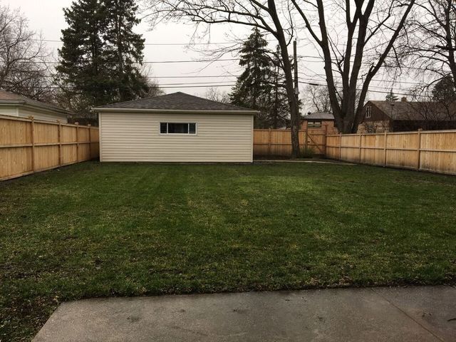 8938 Forestview Rd, Evanston, IL 60203 photo 14