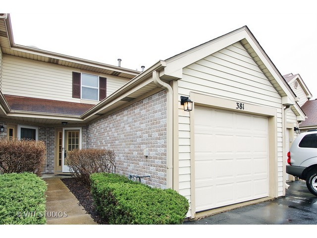 381 Grissom Ct, Hoffman Estates, IL 60169 photo 1