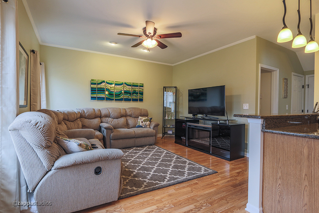 228 Moorehead Dr, Bartlett, IL 60103 photo 9