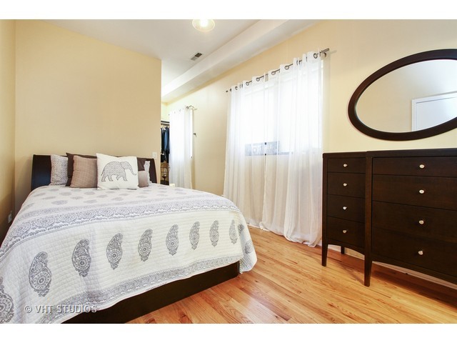 1021 E 46th St #GN, Chicago, IL 60653 photo 10