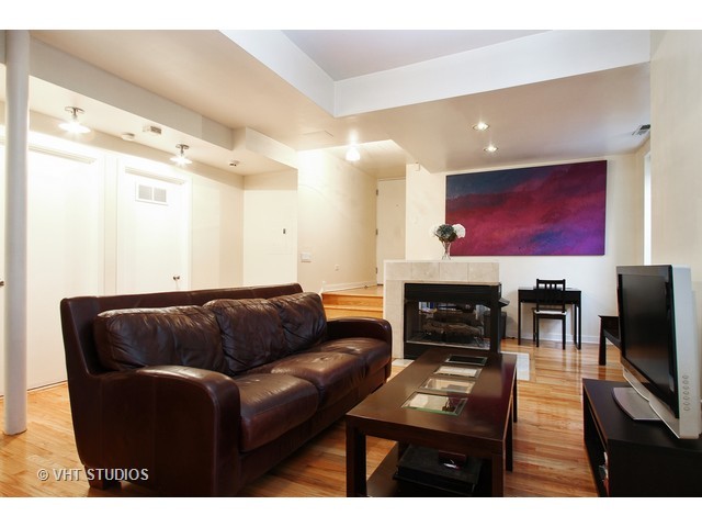 1021 E 46th St #GN, Chicago, IL 60653 photo 7