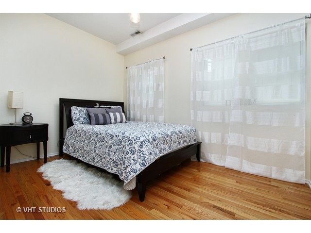 1021 E 46th St #GN, Chicago, IL 60653 photo 12