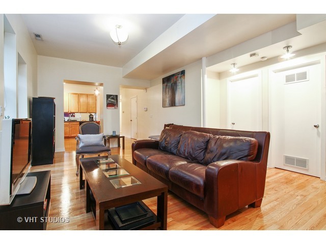 1021 E 46th St #GN, Chicago, IL 60653 photo 8