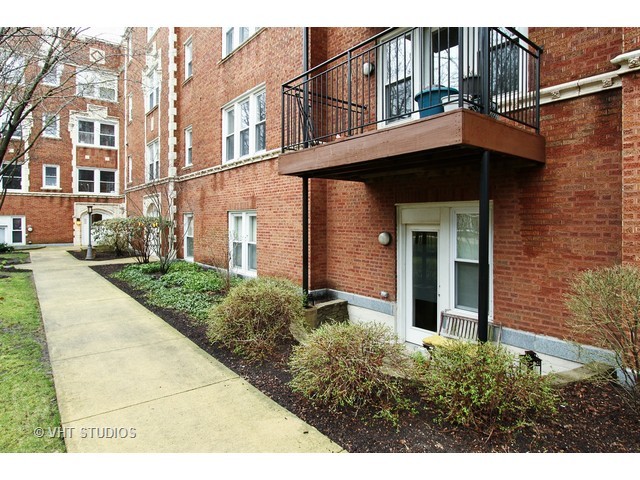 1021 E 46th St #GN, Chicago, IL 60653 photo 1