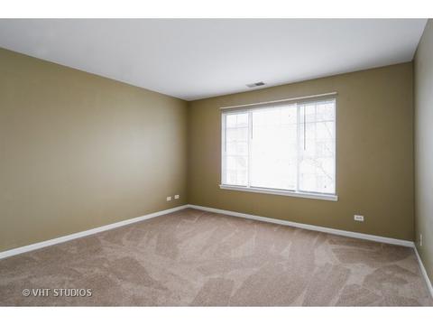 2429 Oakfield Dr, Aurora, IL 60503 photo 9