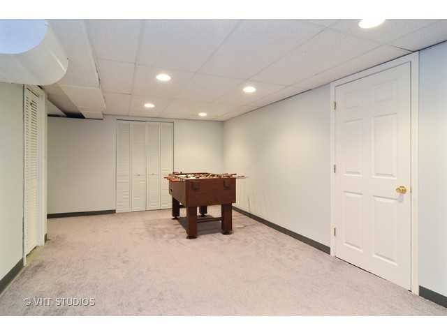3850 Bordeaux Dr, Hoffman Estates, IL 60192 photo 23