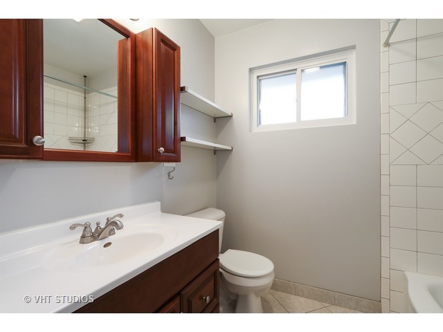 116 S Mt Prospect Rd, Mount Prospect, IL 60056 photo 12