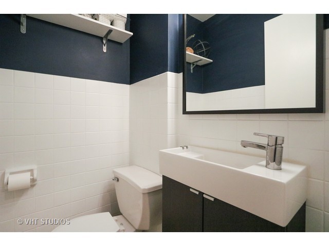 116 S Mt Prospect Rd, Mount Prospect, IL 60056 photo 13