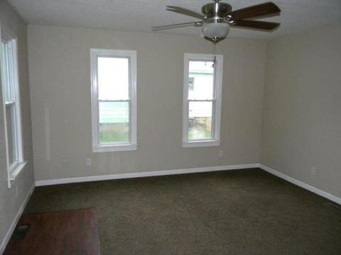 407 W Lincolnway, Morrison, IL 61270 photo 5
