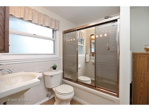 49 N Lynn Ct, Kankakee, IL 60901 photo 7