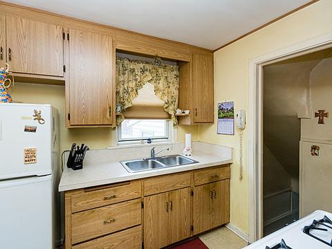2441 S 19th Ave, Broadview, IL 60155 photo 9