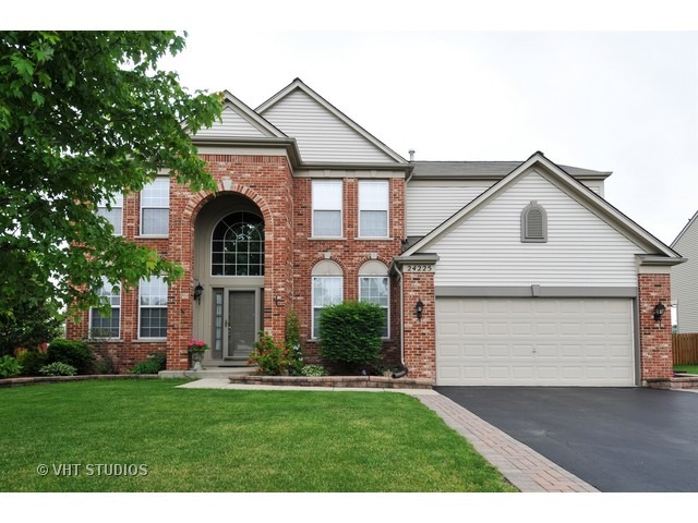 24225 Bristol Ave, Plainfield, IL 60585 photo 1