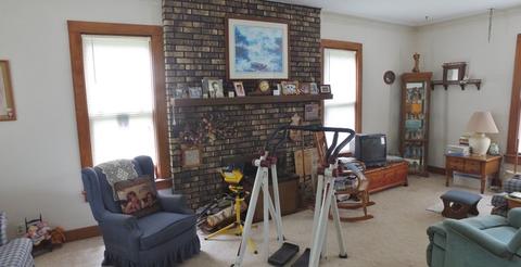 709 E Washington St, Marengo, IL 60152 photo 8