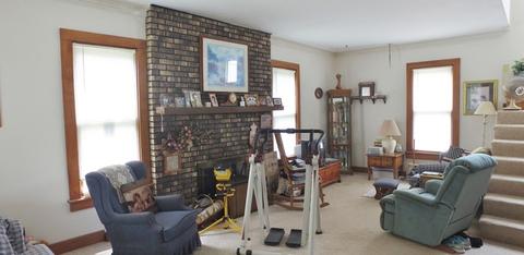 709 E Washington St, Marengo, IL 60152 photo 7
