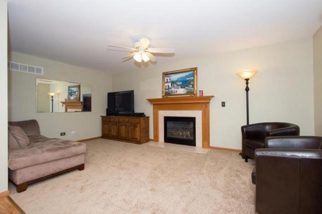 5318 White Oaks Ct, Plainfield, IL 60586 photo 9