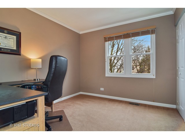 247 Ord Ct, Bartlett, IL 60103 photo 10
