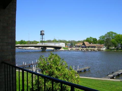 3308 Elm St, Mchenry, IL 60050 photo 5