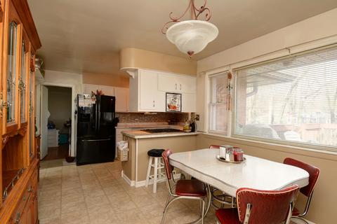 650 Crestview Rd, Fox River Grove, IL 60021 photo 5