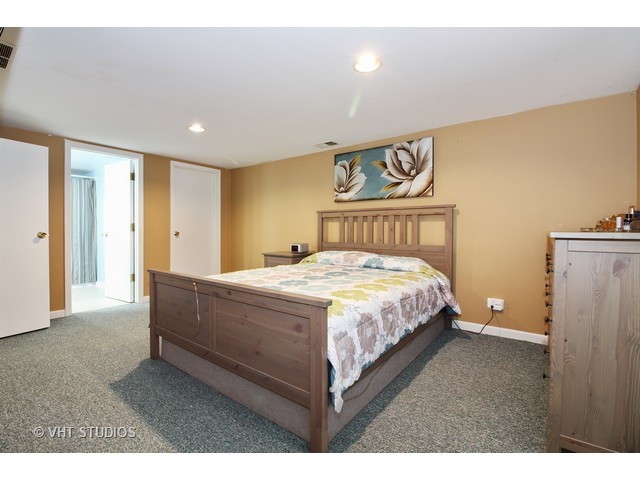 4410 Ponca St, Mchenry, IL 60050 photo 8