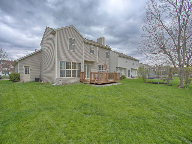 511 E Tomaras Ave, Savoy, IL 61874 photo 3