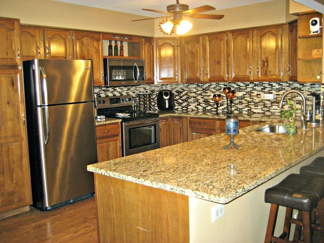 989 Balsam Ln, Bartlett, IL 60103 photo 6