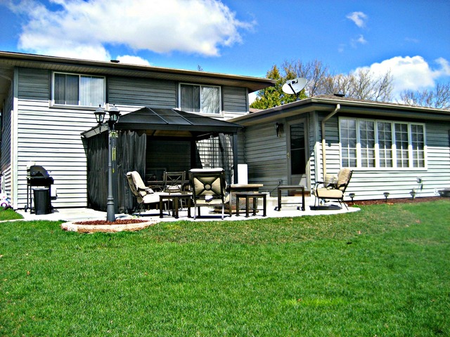 989 Balsam Ln, Bartlett, IL 60103 photo 21