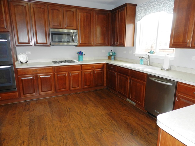 2793 Middleton Ct, Aurora, IL 60503 photo 2