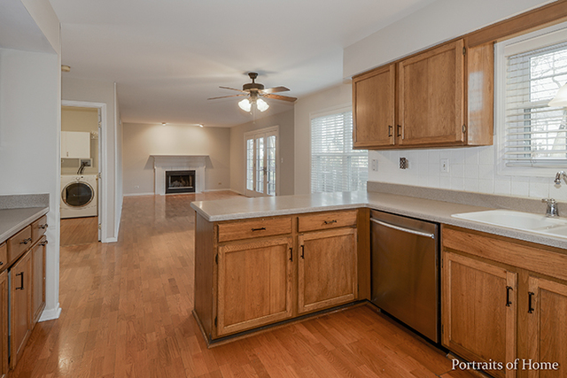 2336 Meadowview Ct, Aurora, IL 60502 photo 7