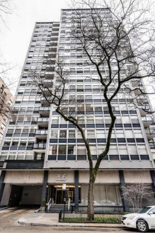 30 Elm St #3C, Chicago, IL 60611 photo 1