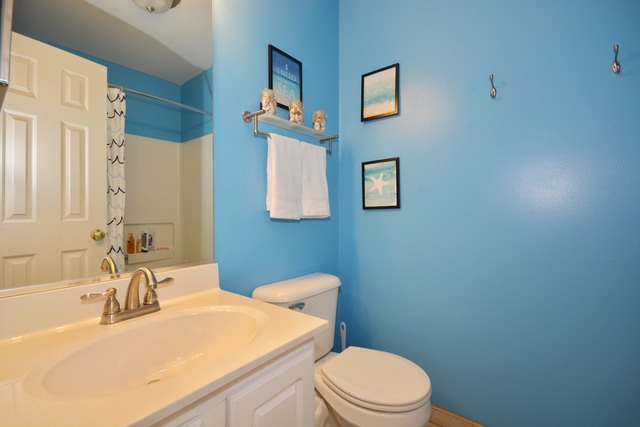 2012 Grayhawk Dr, Aurora, IL 60503 photo 14