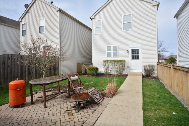 2012 Grayhawk Dr, Aurora, IL 60503 photo 15