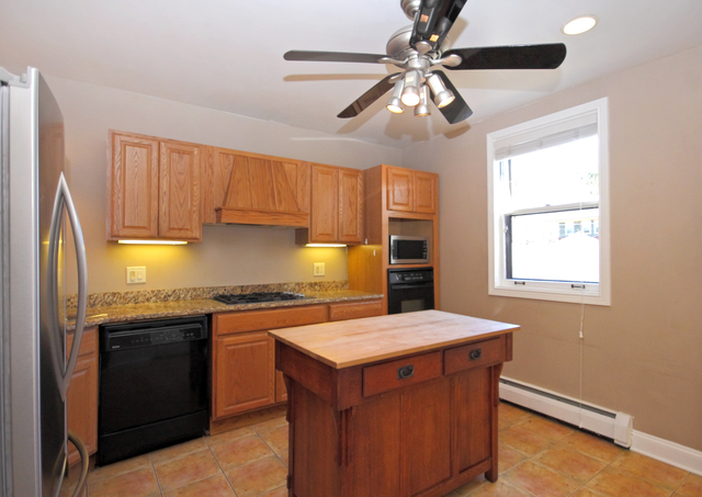820 Thomas St, Forest Park, IL 60130 photo 10