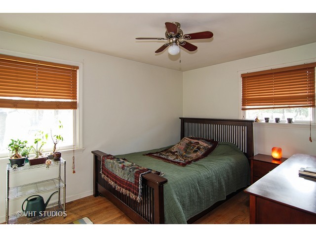 4500 Oak Park Ave, Forest View, IL 60402 photo 4