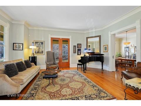 1232 Maple Ave, Evanston, IL 60202 photo 6