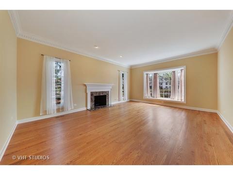 356 Trinity Ln, Oak Brook, IL 60523 photo 4
