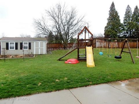 120 Springbrook Ct, Mchenry, IL 60050 photo 15
