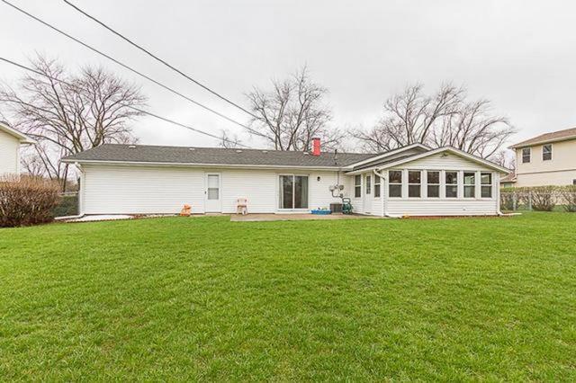 585 Hillcrest Ct, Hoffman Estates, IL 60169 photo 17