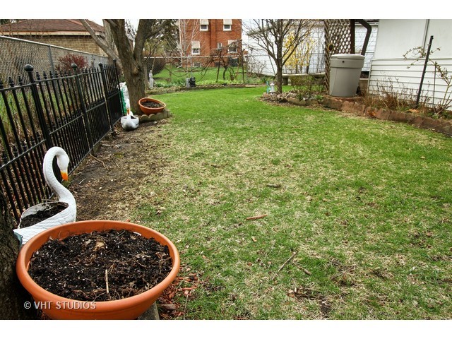 2218 S 13th Ave, Broadview, IL 60155 photo 16