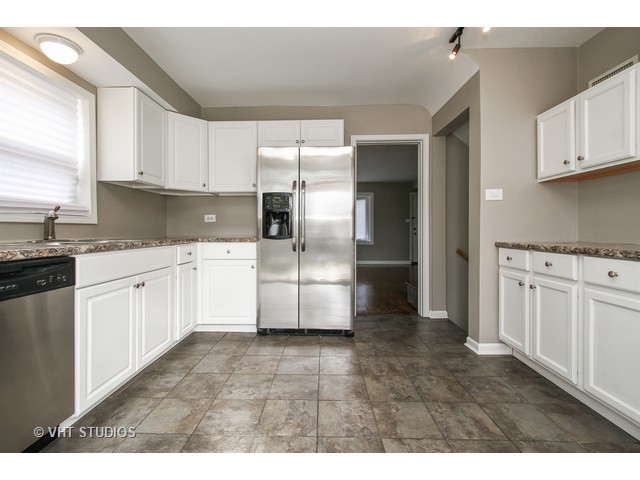 2218 S 13th Ave, Broadview, IL 60155 photo 5