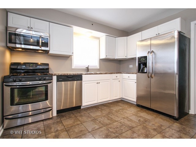 2218 S 13th Ave, Broadview, IL 60155 photo 4