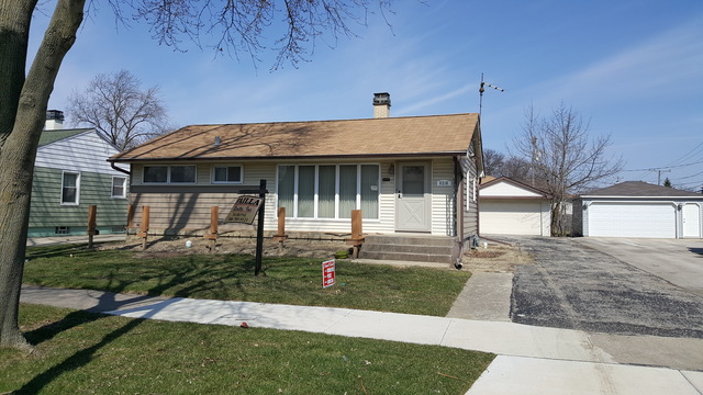 8216 45th Pl, Lyons, IL 60534 photo 1