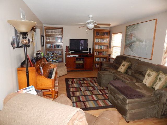 11285 Timer Dr, Huntley, IL 60142 photo 2