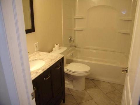 417 Sunset Dr, Elgin, IL 60123 photo 8