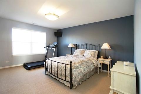 1575 Russell Dr, Hoffman Estates, IL 60192 photo 14