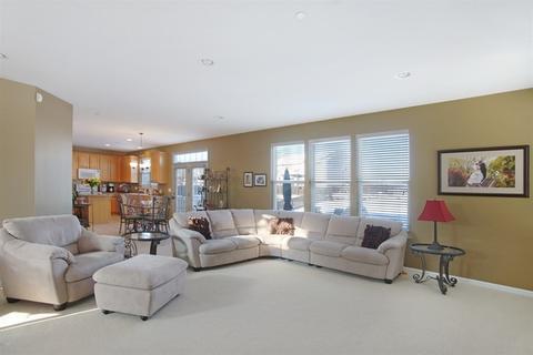 1575 Russell Dr, Hoffman Estates, IL 60192 photo 4