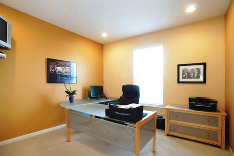 1575 Russell Dr, Hoffman Estates, IL 60192 photo 10