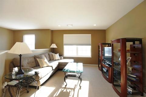 1575 Russell Dr, Hoffman Estates, IL 60192 photo 11