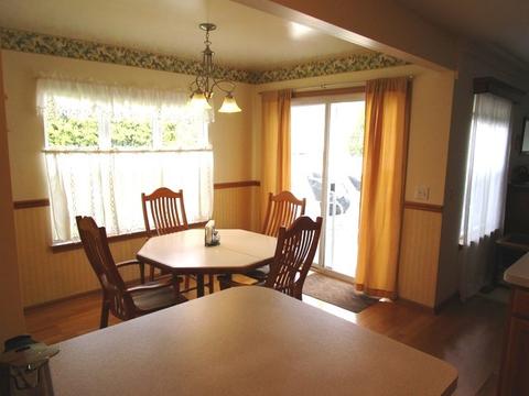 1010 Dewey St, Harvard, IL 60033 photo 11